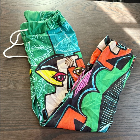 Fun abstract colorful joggers - RARE ⚡️⚡️ - Picture 1 of 7